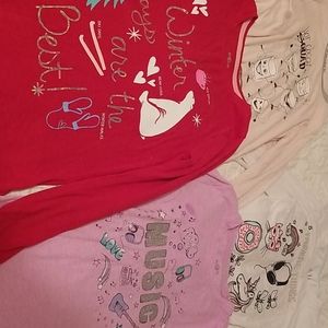 Bundle of 4 long sleeve shirts